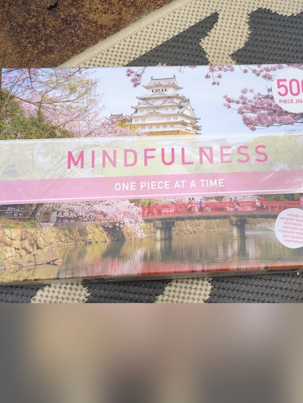 Mindfulness 500-Piece Jigsaw Puzzle - Cherry Blossom Scene